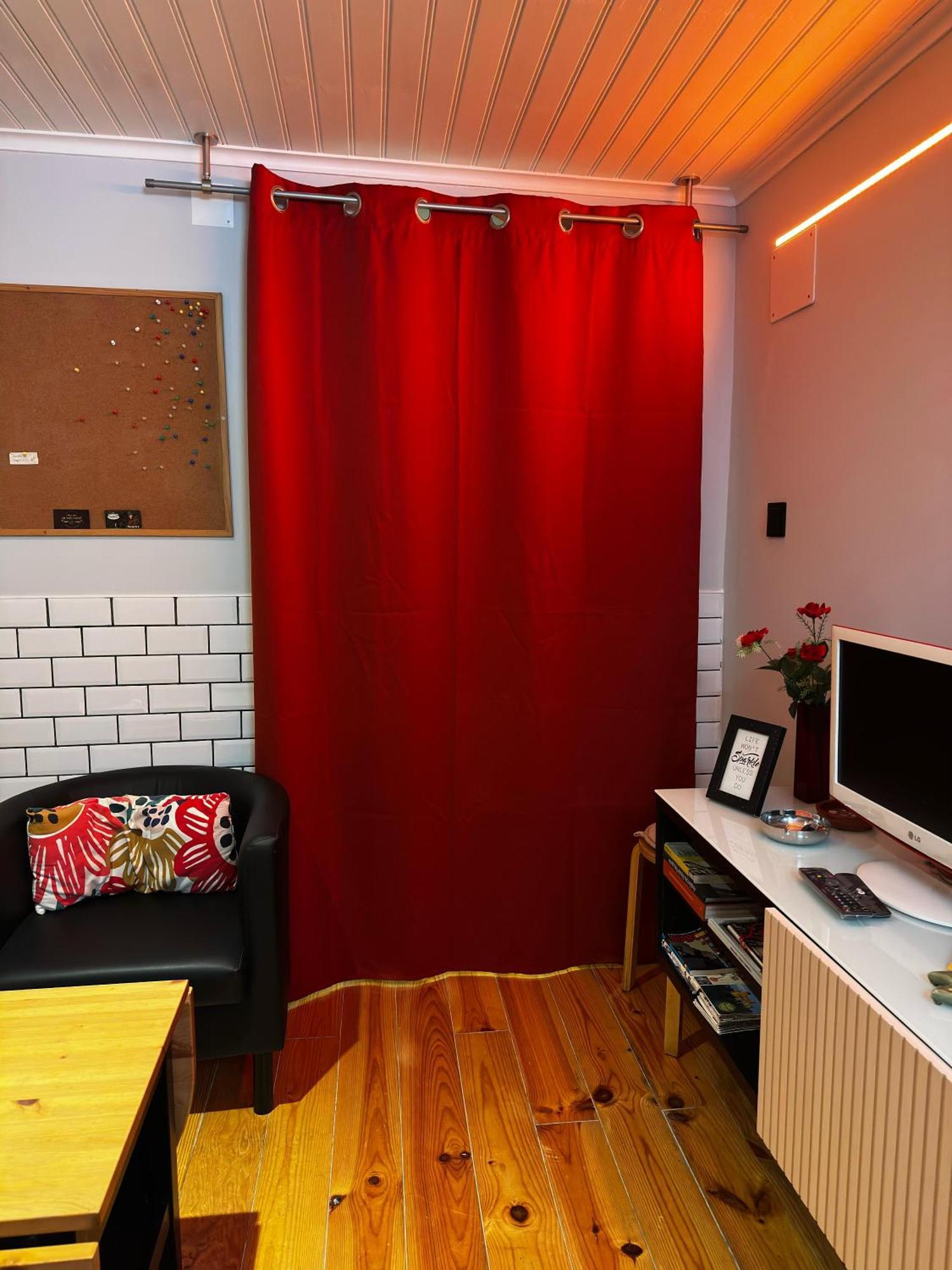 Lisbon Underground Apartment Bagian luar foto