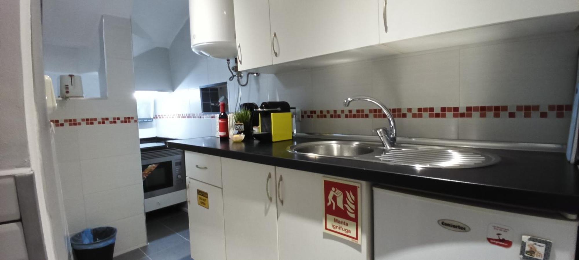 Lisbon Underground Apartment Bagian luar foto